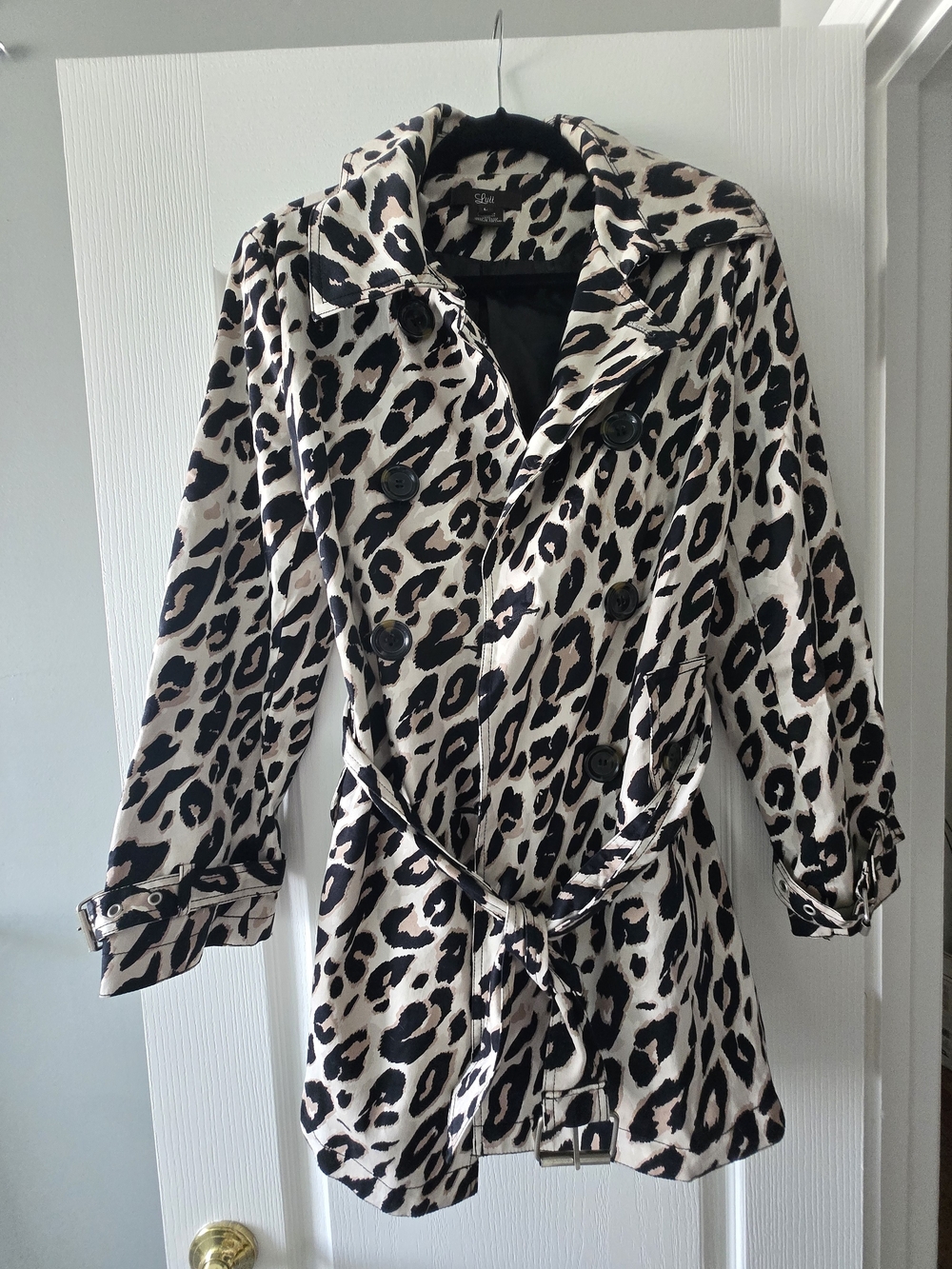 Luii Leopard Print Trench Coat in Black and Cream Size Large